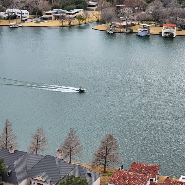 A view of Austin, Texas from Mount Bonnell